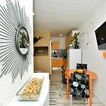 别墅 Popandrock Sleeps 5 With Parking
